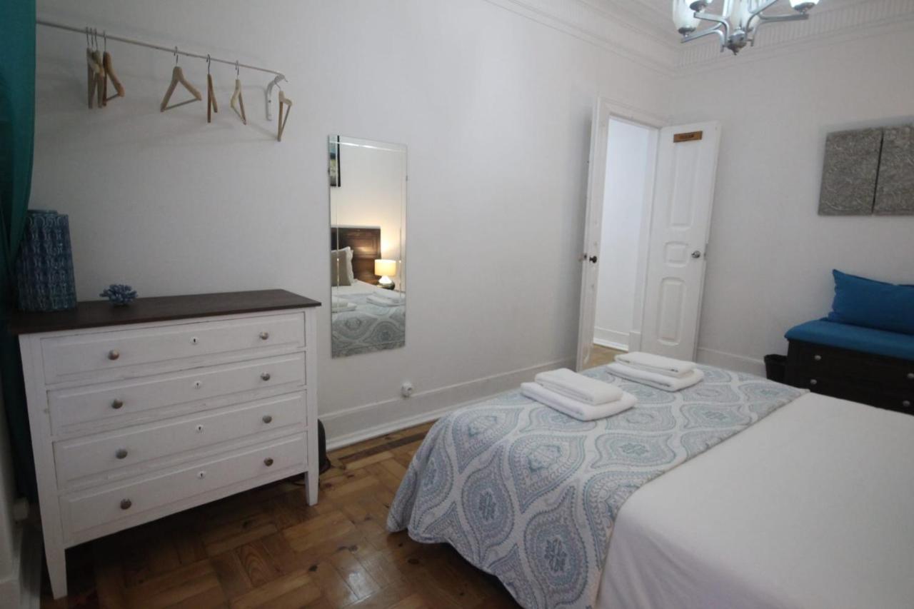 Ocean M1 R4 - Large Double Room With Shared Bathroom In City Center Lisboa Dış mekan fotoğraf