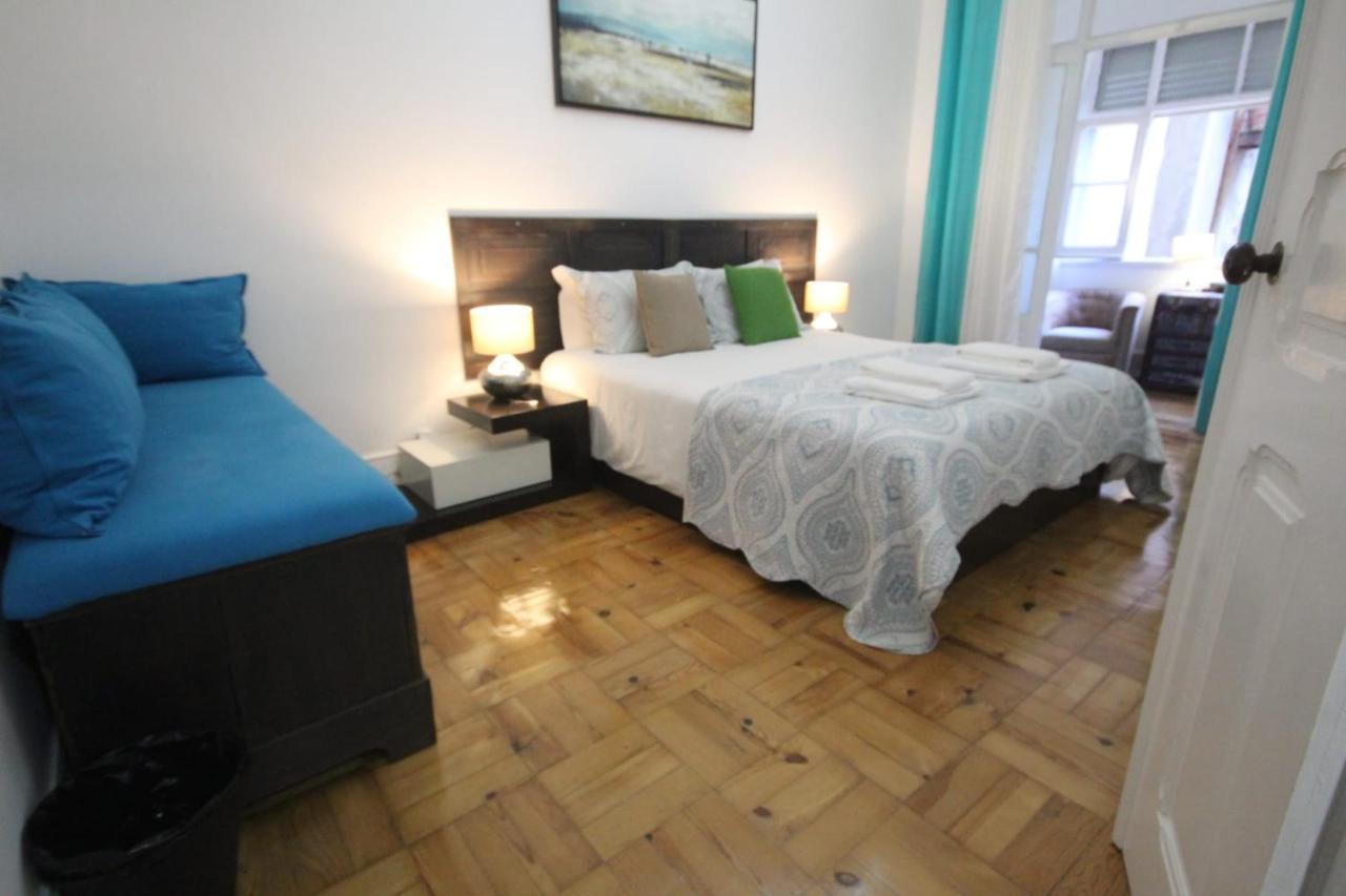 Ocean M1 R4 - Large Double Room With Shared Bathroom In City Center Lisboa Dış mekan fotoğraf